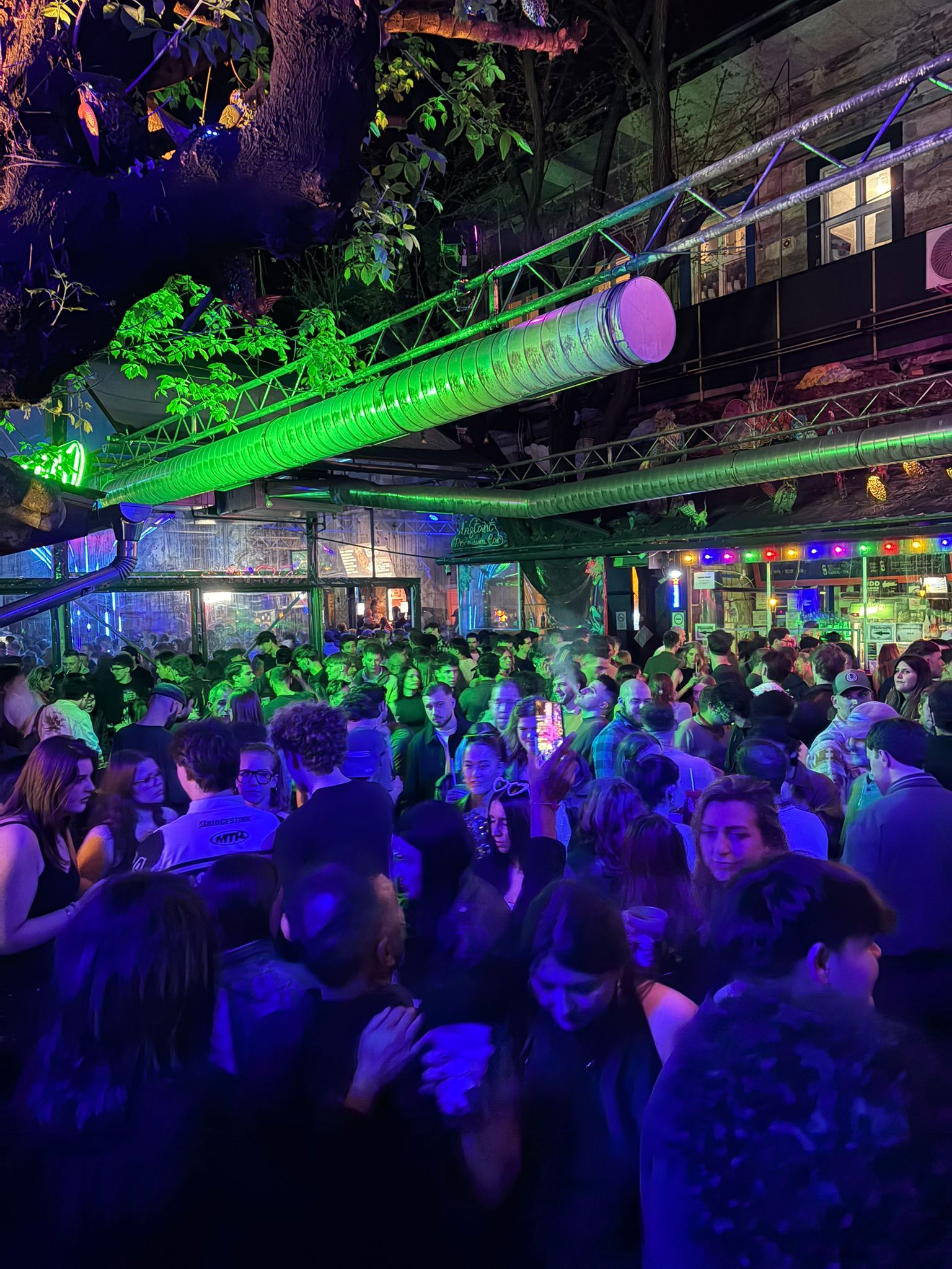 Instant-Fogas Complex